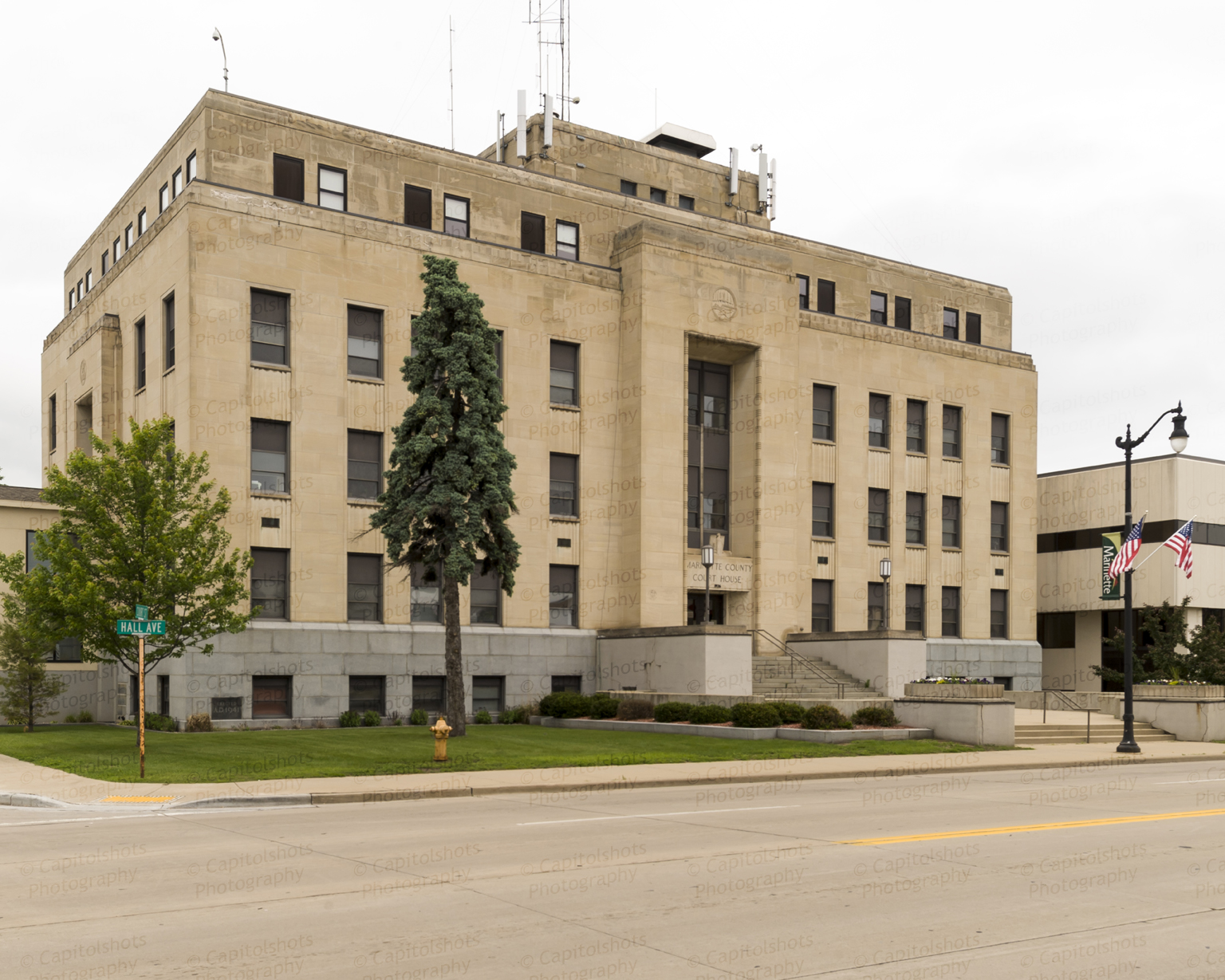 Marinette-County-Courthouse-01003W